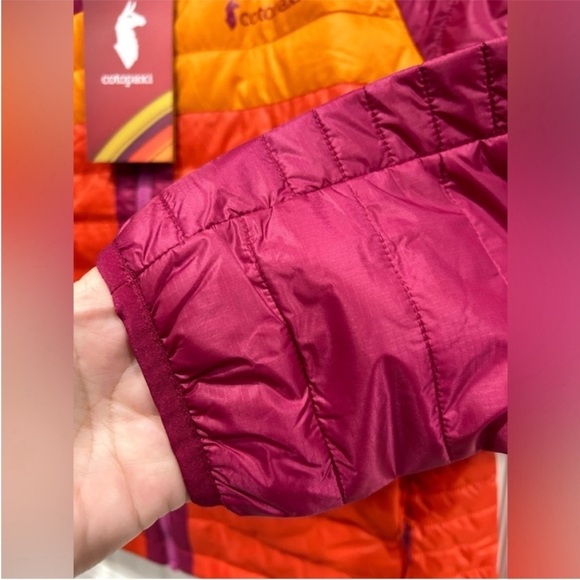 Cotopaxi Women’s XXS Capa Hooded Insulated Puffer Jacket NWT Raspberry Canyon - Picture 4 of 8